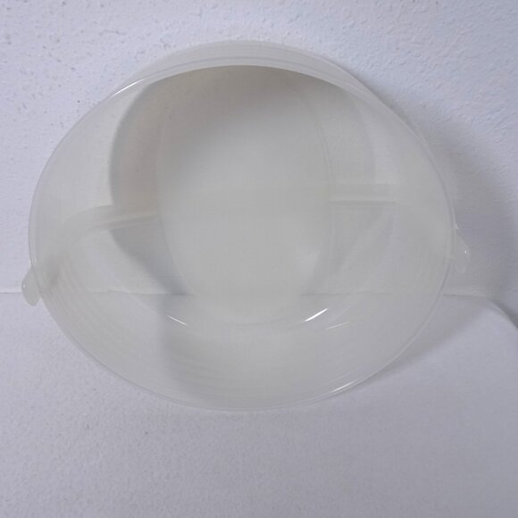 Tupperware Round Pie Taker Carrier Pie Holder Blue Locking Lid 3062C-2 - Picture 7 of 11